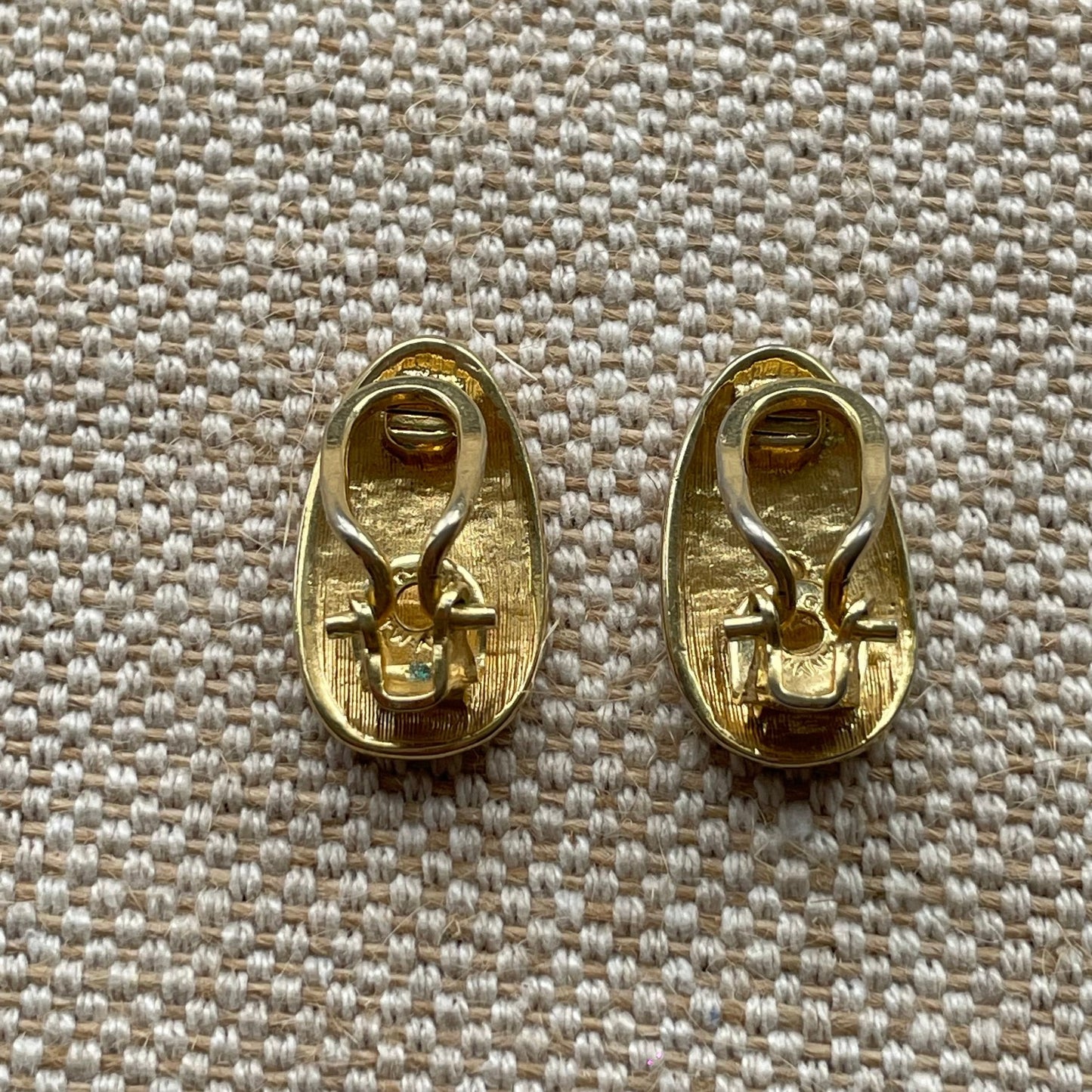 Early 2000 Gold Tone Classic Gold Nugget Clip-On Earrings