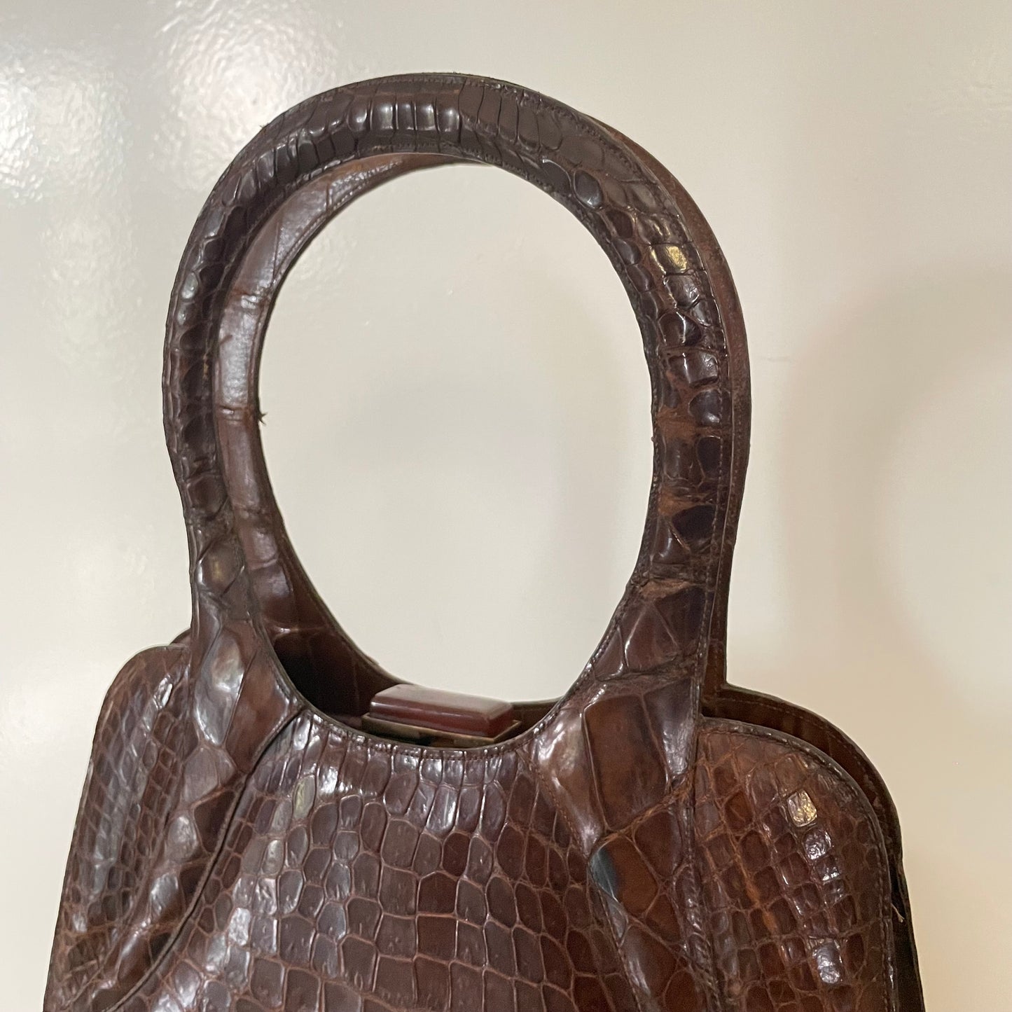 Vintage 40s Brown Crocodile Bag with Unique Round Handle