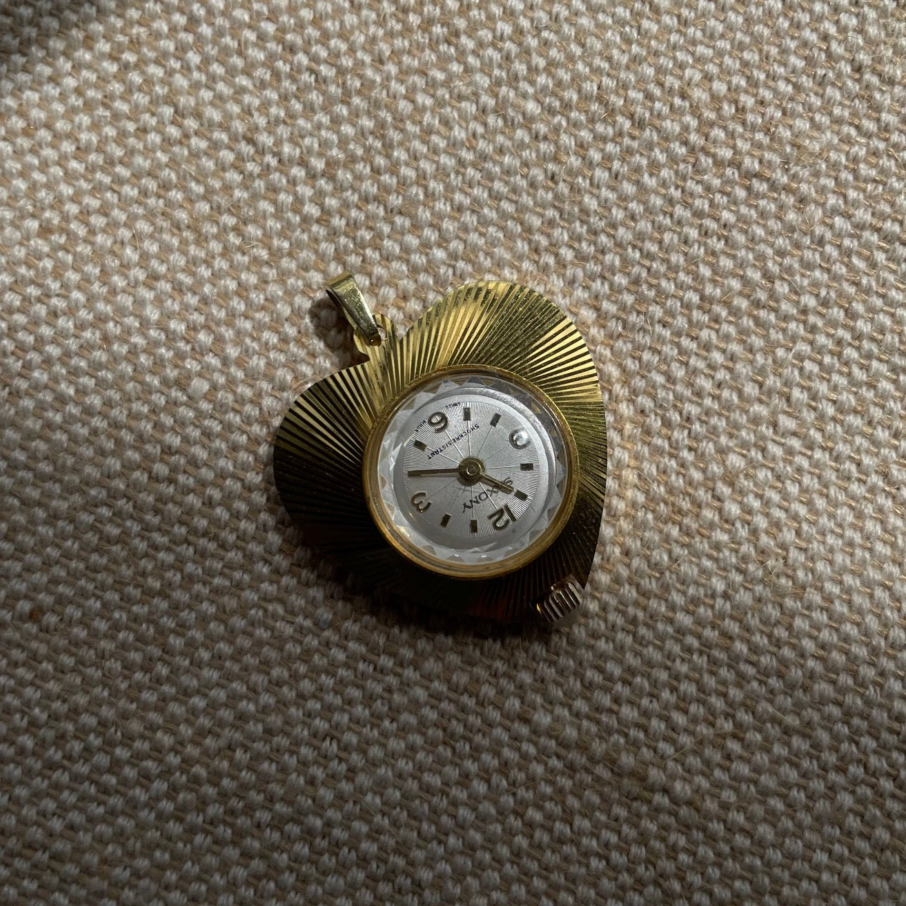 Vintage Saxony Gold Tone Heart Shaped Pendant Watch