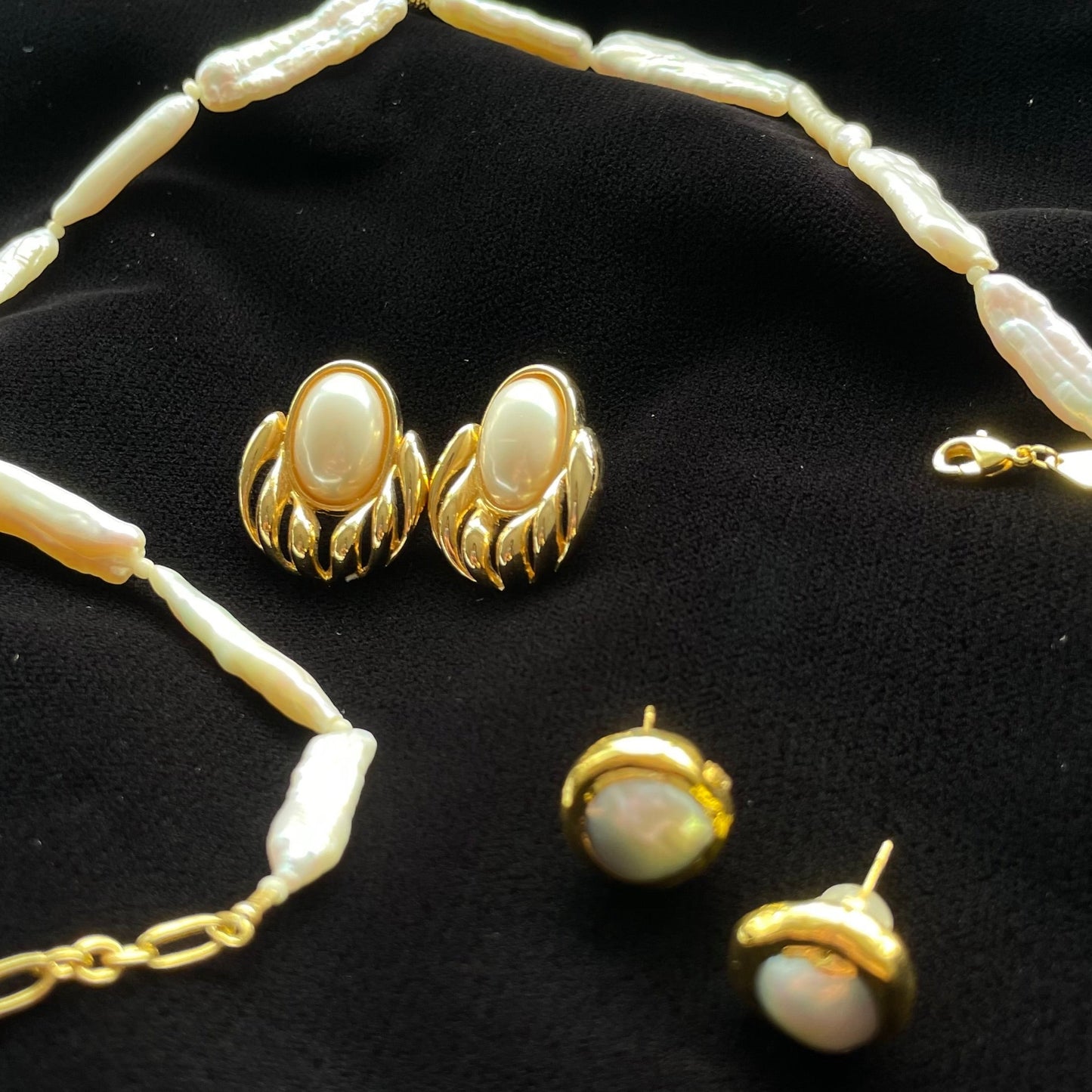 Vintage TRIFARI Warm Gold Tone Faux Pearl Earrings