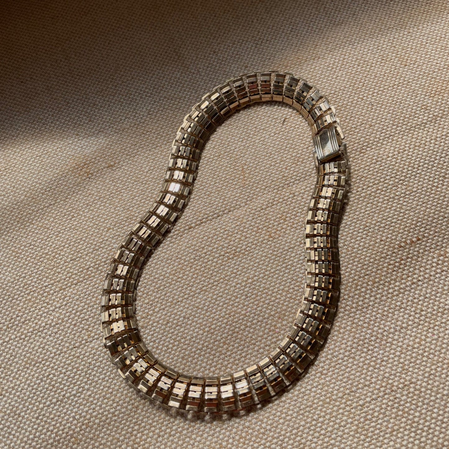 Vintage 1970s Coro silver tone necklace