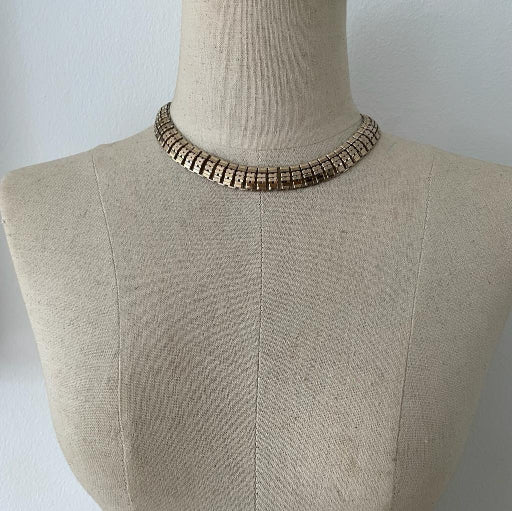 Vintage 1970s Coro silver tone necklace